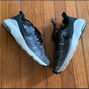 🦋 Nike Shoes 🦋
